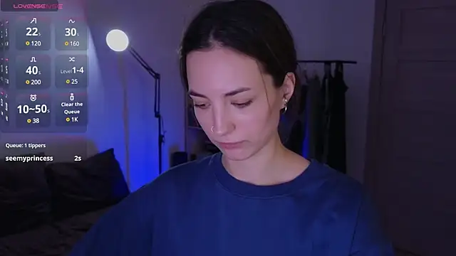 Snapshot of Space_X_Roxy_ chatting on 12.03.24 Space X Roxy online show from 12.03.24