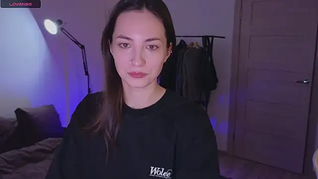 Snapshot of Space_X_Roxy_ chatting on 12.09.24 Space X Roxy online show from 12.09.24