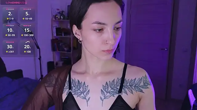 Snapshot of Space_X_Roxy_ chatting on 01.14.25 Space X Roxy online show from 01.14.25