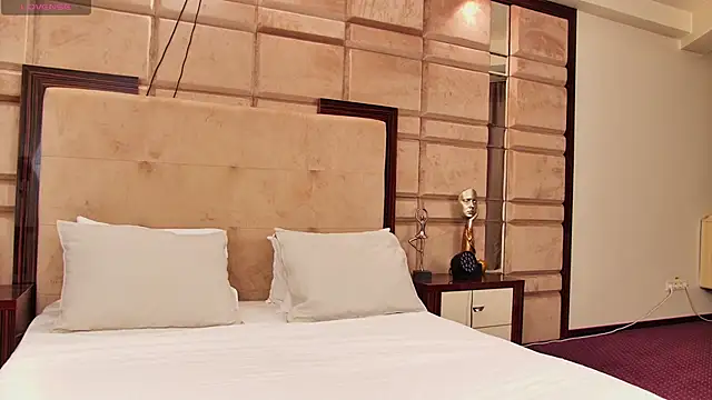 CassieFox  online show from 01.11.25