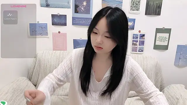 Snapshot of LiLiYbaby chatting on 09.09.25 LiLiYbaby online show from 09.09.25