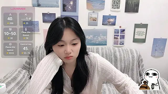 Snapshot of LiLiYbaby chatting on 09.21.25 LiLiYbaby online show from 09.21.25