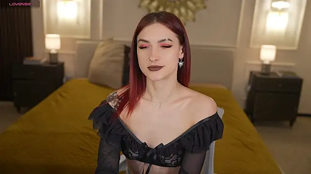 Magnetic Mia  online show from 03.23.26