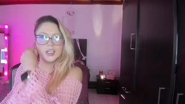 miss julietaa online show from 02.17.26