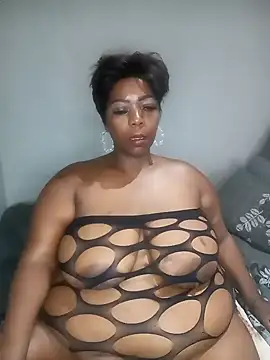 Snapshot of BustyWendyXXX47 chatting on 12.08.24 BustyWendyXXX47 online show from 12.08.24