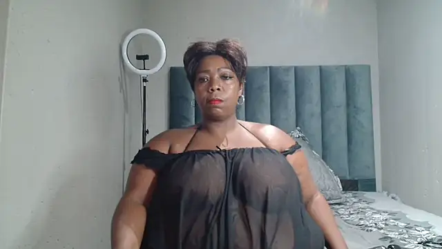 Snapshot of BustyWendyXXX47 chatting on 02.17.25 BustyWendyXXX47 online show from 02.17.25