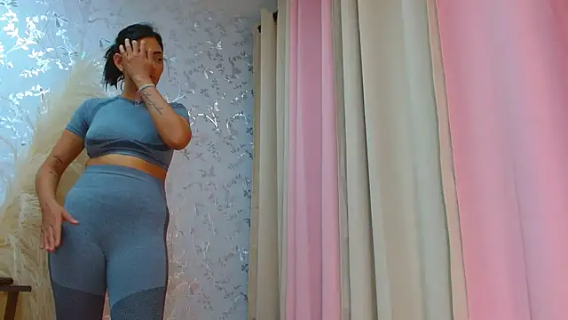 talianaprada online show from 12.20.24