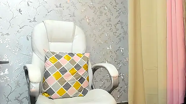 talianaprada online show from 12.23.24