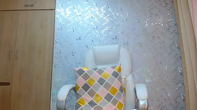 talianaprada online show from 01.10.25