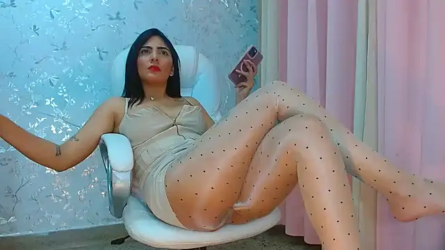 talianaprada online show from 01.15.25