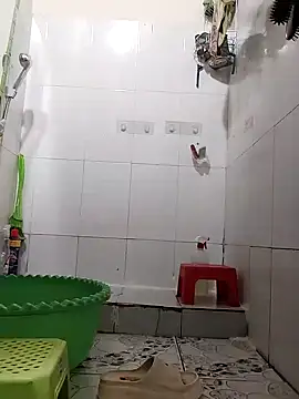 Mimi18x online show from 03.13.25