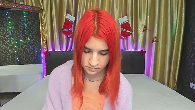  Polly Love  online show from 12.26.24