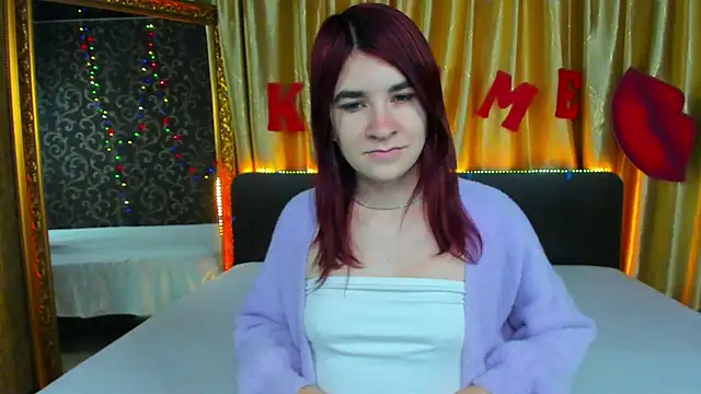  Polly Love  online show from 02.05.25