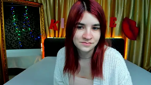  Polly Love  online show from 02.14.25