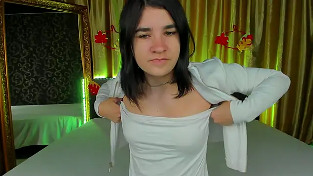  Polly Love  online show from 10.20.25