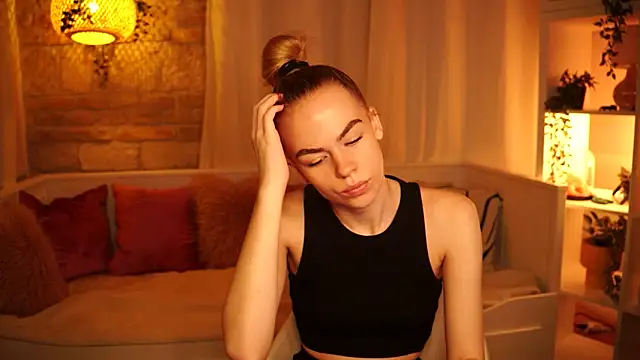 sn0w barbie online show from 12.10.24