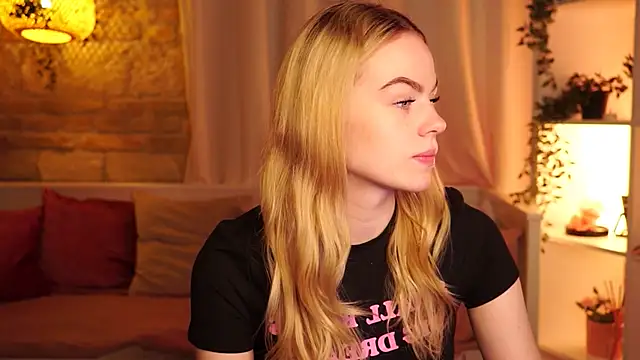 sn0w barbie online show from 10.03.25