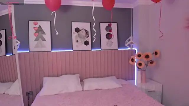 Megan mooree  online show from 02.17.25