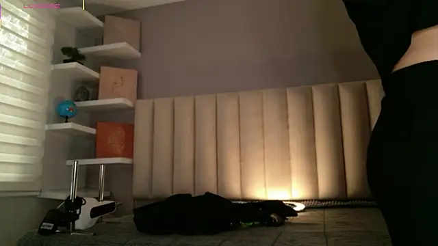 Megan mooree  online show from 02.10.26