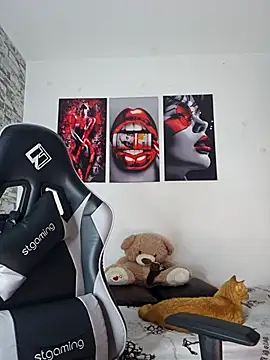 Antonella2 m online show from 11.18.25