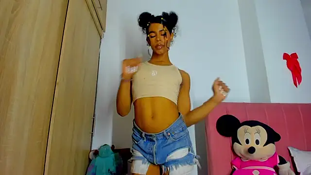 bloom444 online show from 12.19.24