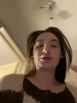 Holly Molii online show from 02.09.25