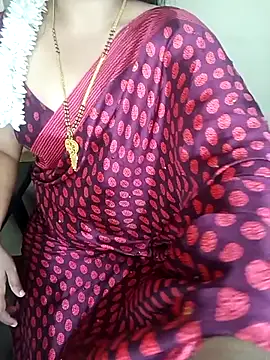 Snapshot of yourtamilcouple chatting on 09.26.25 yourtamilcouple online show from 09.26.25