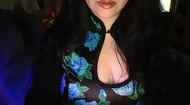 Snapshot of CronacaErotica chatting on 02.10.25 CronacaErotica online show from 02.10.25