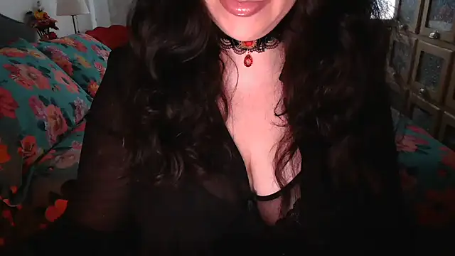 Snapshot of CronacaErotica chatting on 09.23.25 CronacaErotica online show from 09.23.25