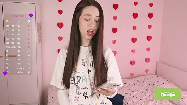 Snapshot of virginatlantica chatting on 02.14.25 virginatlantica online show from 02.14.25