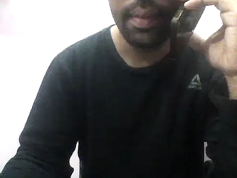 Snapshot of guryverma chatting on 11.25.25 guryverma online show from 11.25.25