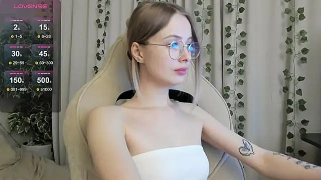 mell milles online show from 10.31.25