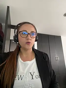 Shianrose online show from 02.12.25