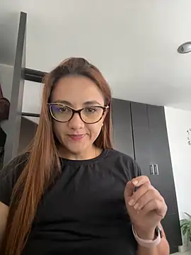 Shianrose online show from 03.05.25