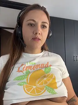 Shianrose online show from 03.19.25