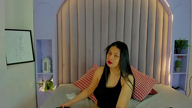 JaylaScott   online show from 12.01.25