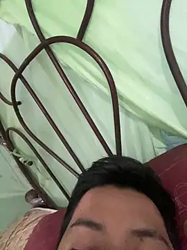 Snapshot of Avilespozo19993 chatting on 11.07.25 Avilespozo19993 online show from 11.07.25