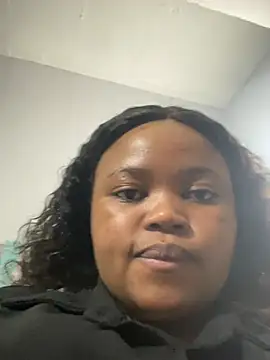 Curveysinaa online show from 02.05.25