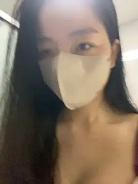 Snapshot of Claire_xixi1 chatting on 03.05.25 Claire xixi1 online show from 03.05.25