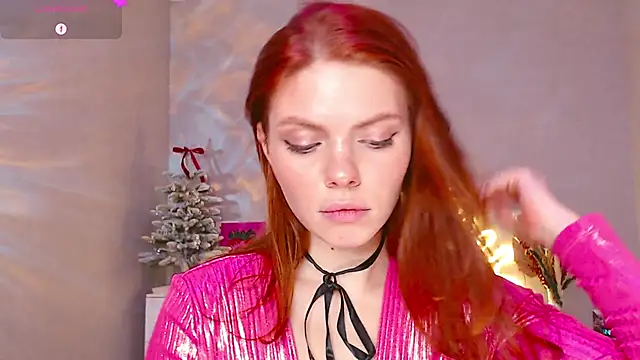 Red  Candy online show from 01.04.25