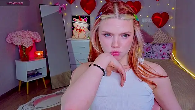 Red  Candy online show from 02.20.26