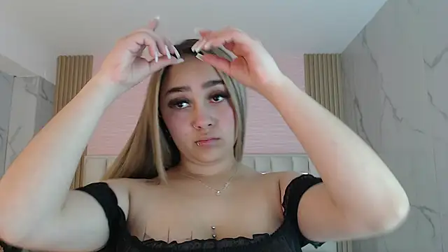 Snapshot of merloth_sub chatting on 02.12.25 merloth sub online show from 02.12.25