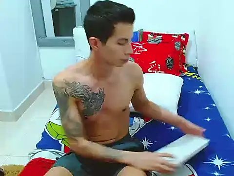 Velk hot online show from 12.17.25