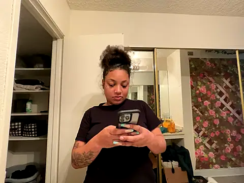 GoddessNih online show from 10.24.25