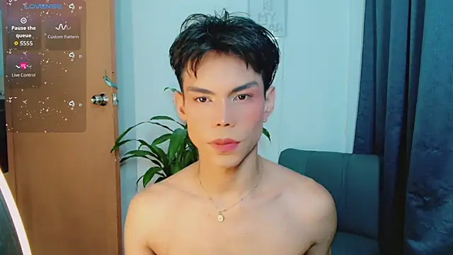 Snapshot of femboykeene chatting on 05.28.26 femboykeene online show from 05.28.26