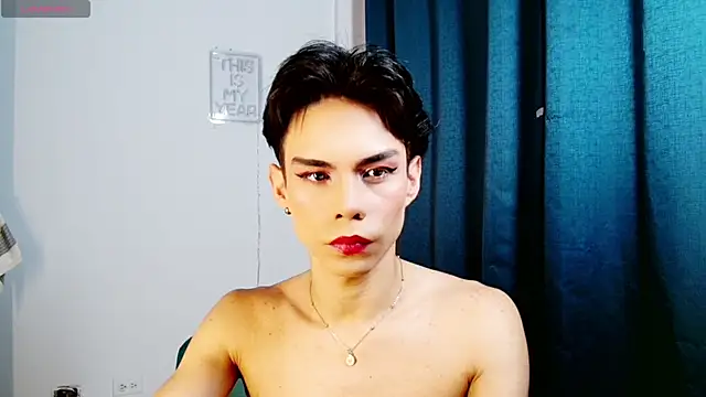 Snapshot of femboykeene chatting on 06.04.26 femboykeene online show from 06.04.26