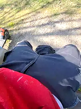 Snapshot of leloupblanc5304 chatting on 03.07.25 leloupblanc5304 online show from 03.07.25