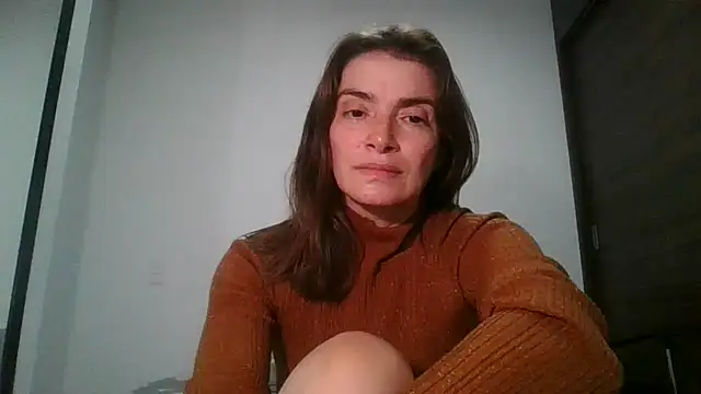 Snapshot of Liloo8923 chatting on 01.21.25 Liloo8923 online show from 01.21.25