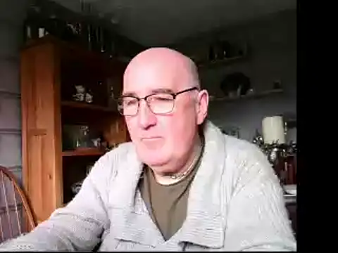 Adamdaddybear online show from 12.12.24