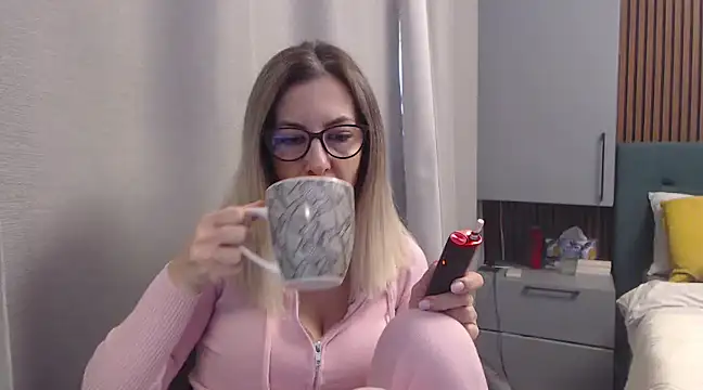 SukyGirl online show from 01.19.25